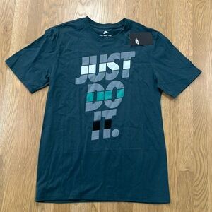 🔸NWT Nike Men’s The Nike Tee Athletic Just Do It Cotton Short Sleeve T-Shirt